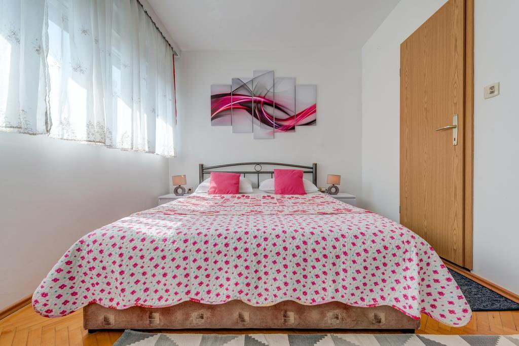 Rooms Alijev สปลิท ภายนอก รูปภาพ