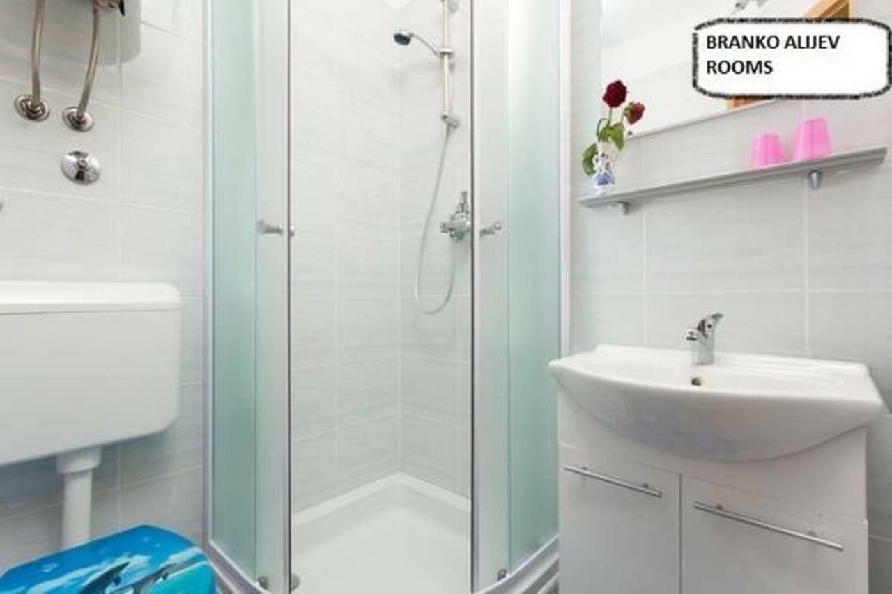 Rooms Alijev สปลิท ภายนอก รูปภาพ